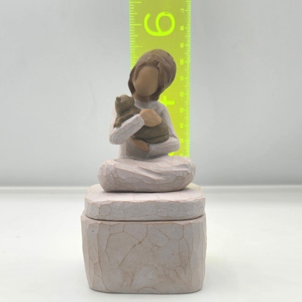 Willow Tree Kindness Keepsake Box Susan Lordi DEMDACO Girl with Cat Figurine - Picture 7 of 8